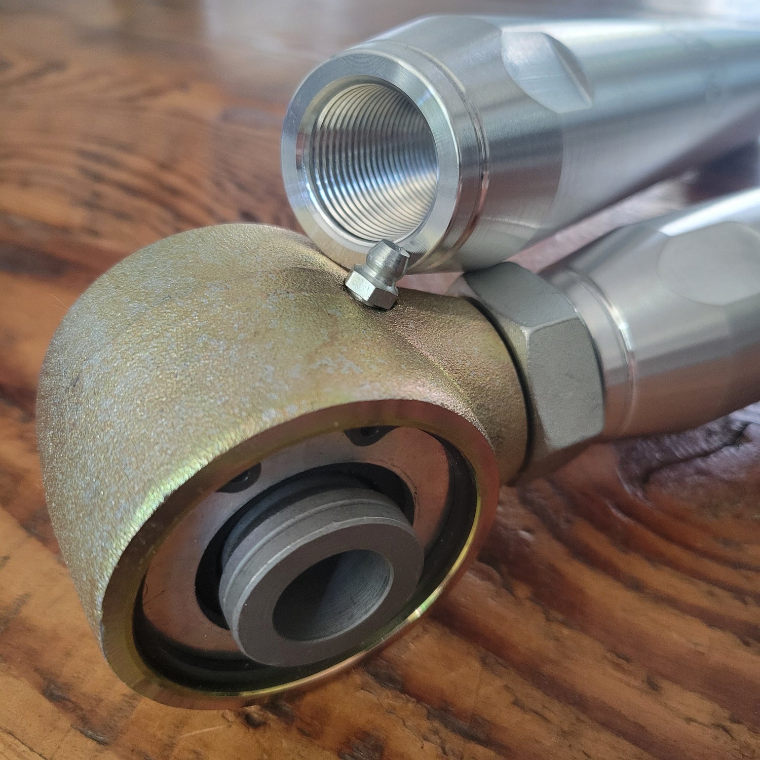 80 Series LC Upper Control Arms