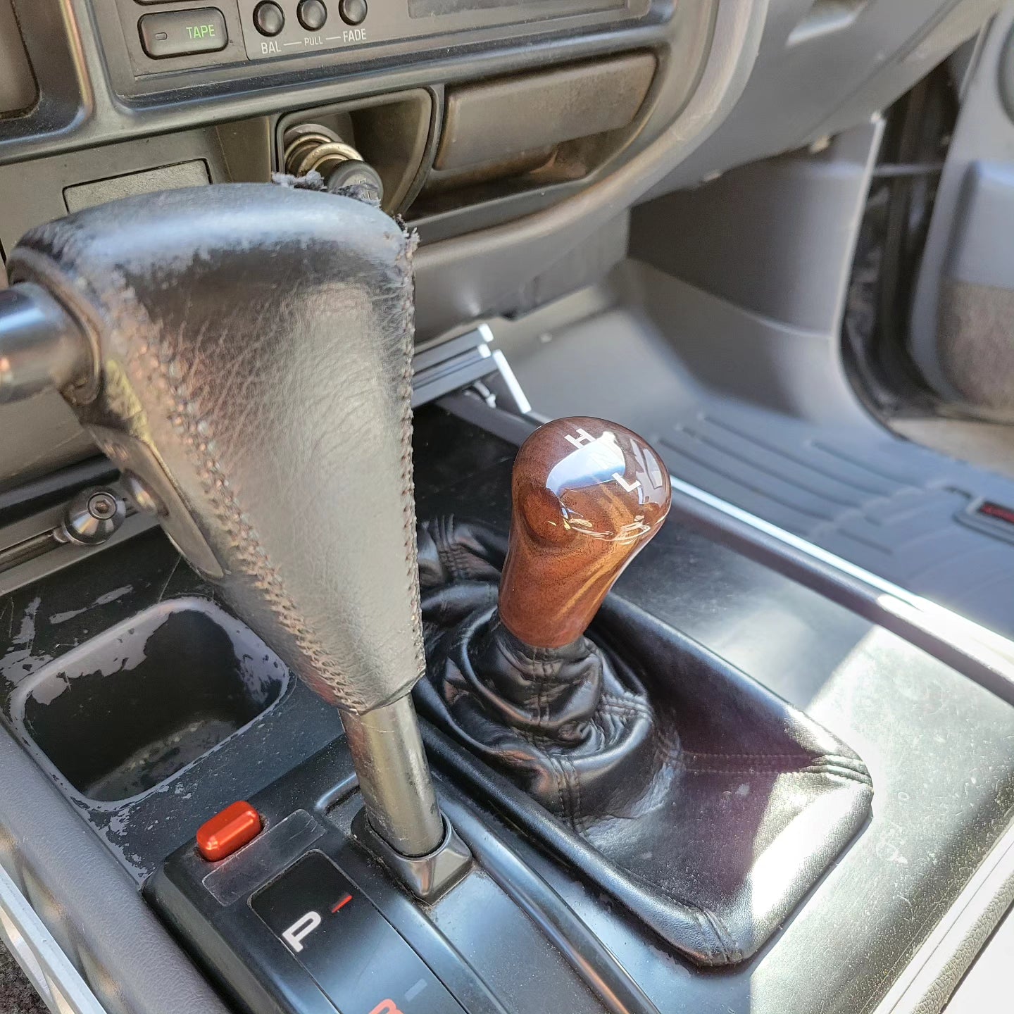 80 Series Shift Lock Button